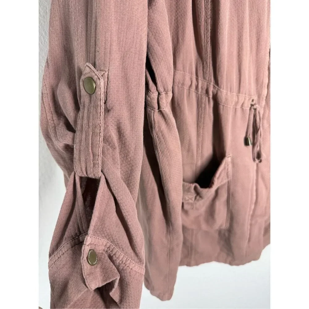 Torrid Women’s Twill Anorak Blush Pink Hooded Full Zip Jacket Size 2 pockets